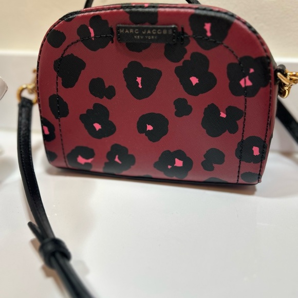 Marc Jacobs NY Playback Leopard Print Crossbody - Picture 1 of 6